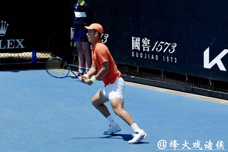 吴易昺白卓璇晋级澳网正赛，中国大陆男网首次4人跻身正赛